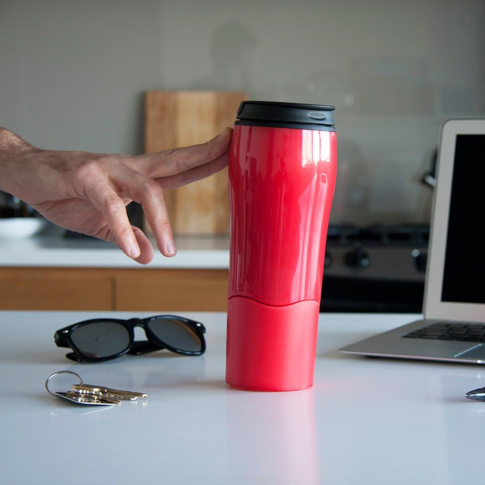 Mighty Mug Go Travel Mug in red showing smart grip